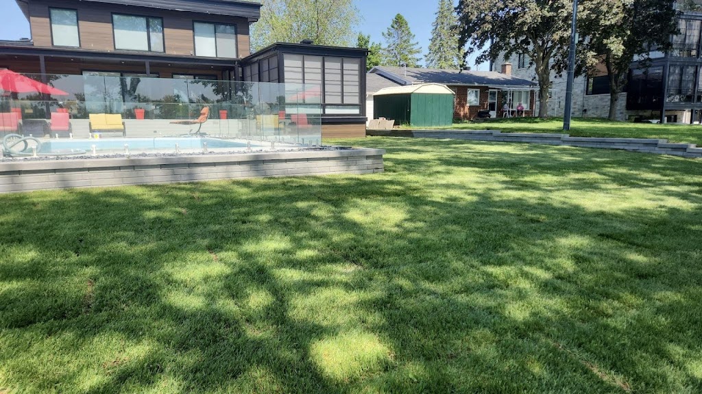 Terrassement Paradis | 217 Rue Jacques-Cartier S, Saint-Jean-sur-Richelieu, QC J3B 4J5, Canada | Phone: (450) 272-6800