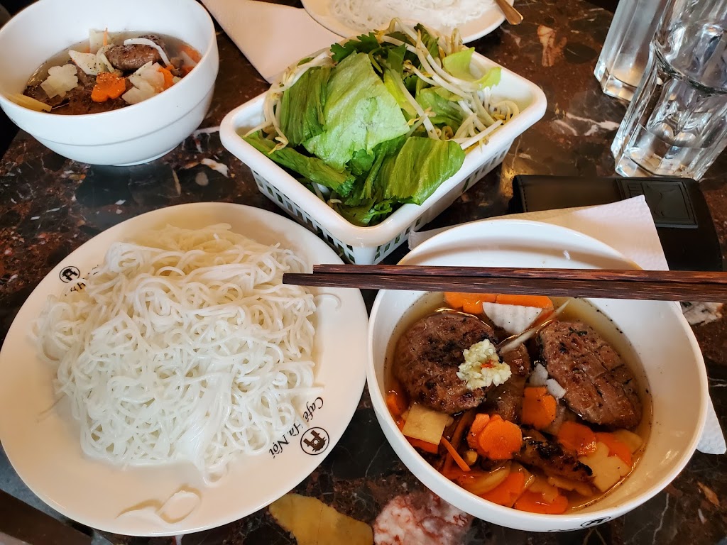 Café Hanoi | 784 Humboldt St, Victoria, BC V8W 4A1, Canada | Phone: (250) 383-0288