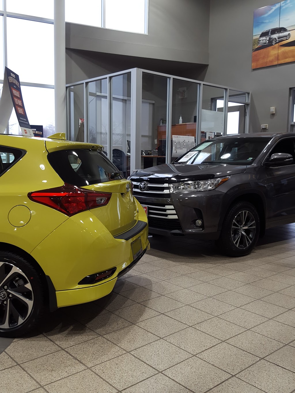 Clarington Toyota | 10 Spicer Square, Bowmanville, ON L1C 5M2, Canada | Phone: (905) 697-9555
