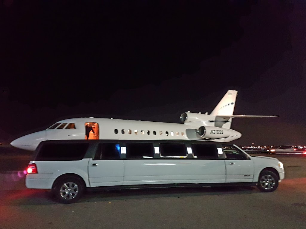 CityStars Limo | 22 Thornbeck Dr, Scarborough, ON M1G 2J6, Canada | Phone: (647) 660-8262