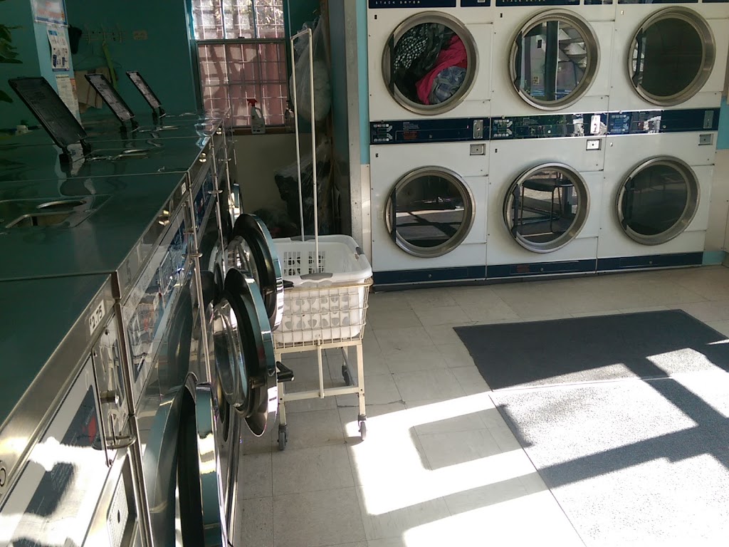 Bubbles Laundry Co | 208 Dalhousie St, Brantford, ON N3S 3T7, Canada | Phone: (519) 757-0078