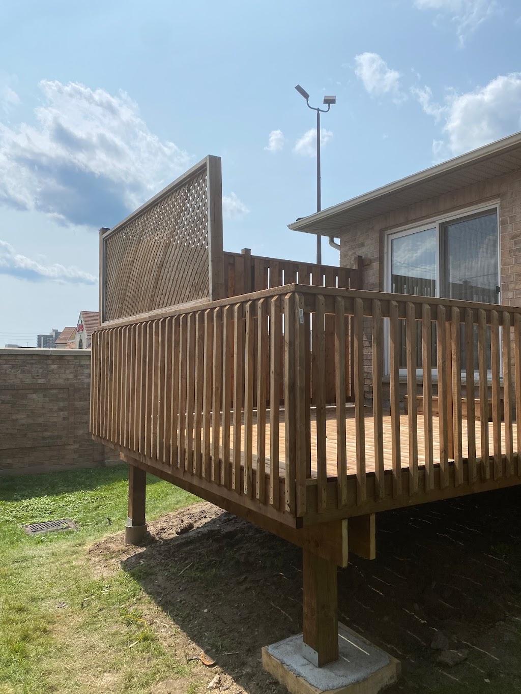 LMZ Contracting | 40 Farmington Ave, Aylmer, ON N5H 3E4, Canada | Phone: (519) 765-5530