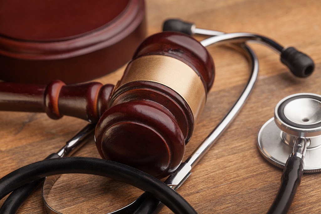 Pace Law Firm | 300 The East Mall 5th Floor, Toronto, ON M9B 6B7, Canada | Phone: (877) 236-3060