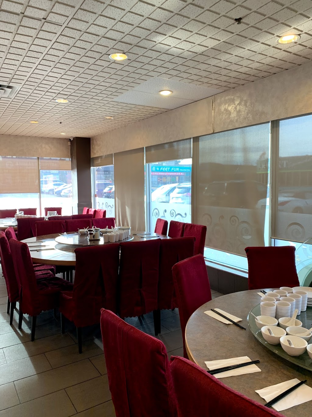 East One Seafood Restaurant | 2800 E 1st Ave, Vancouver, BC V5M 4P3, Canada | Phone: (604) 215-7875