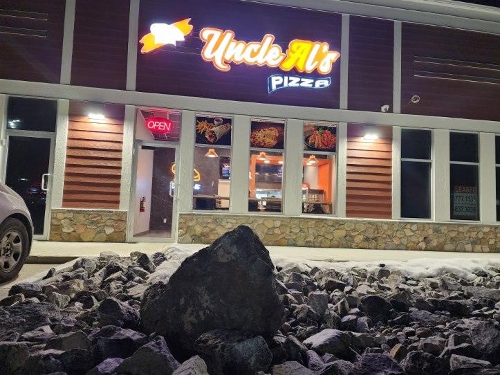 Uncle Als Pizza | 1102 Chief Mountain Ave Unit E, Pincher Creek, AB T0K 1W0, Canada | Phone: (403) 300-0800