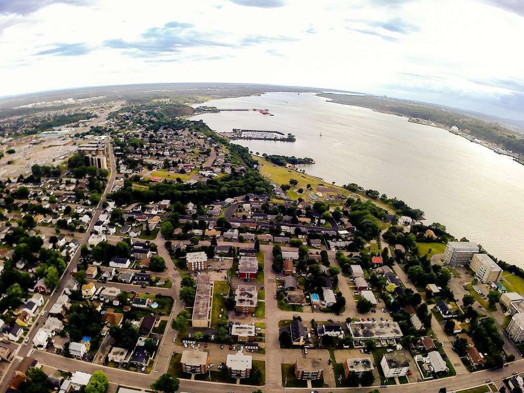 École Charles-Rodrigue | 5485 Rue Saint-Georges, Lévis, QC G6V 4M7, Canada | Phone: (418) 838-8571