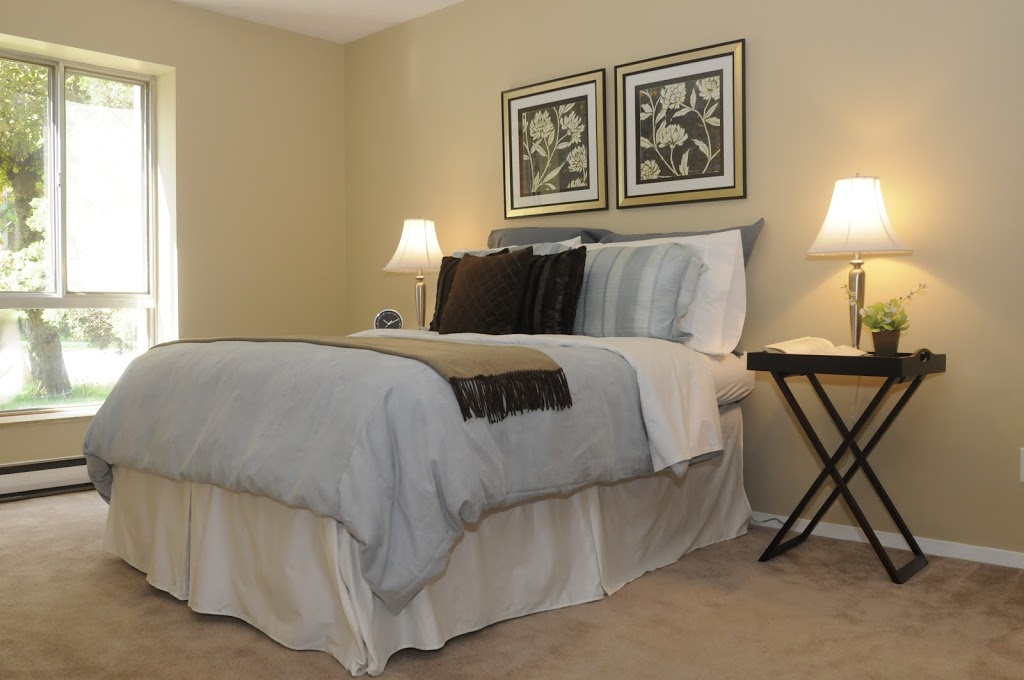 Hazelview Properties | 8950/9150, 8955 Wyandotte St E, Windsor, ON N8S 1V3, Canada | Phone: (226) 315-2037