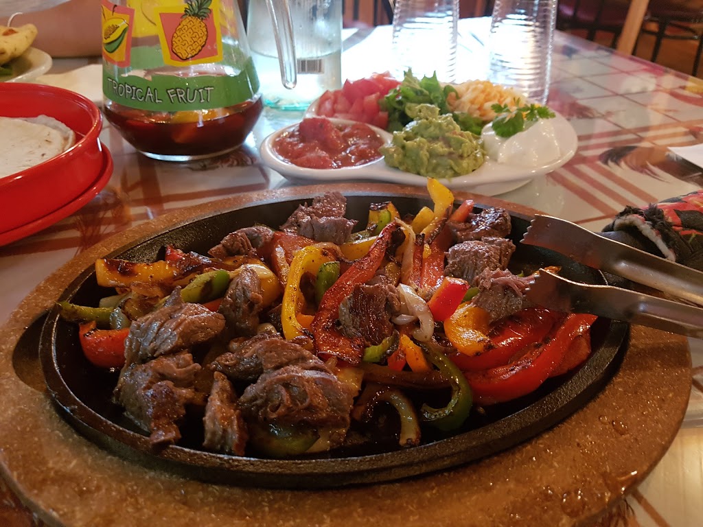 Casa La Piñata | 24 Route de Rawdon, Saint-Alphonse-Rodriguez, QC J0K 1W0, Canada | Phone: (450) 883-1544