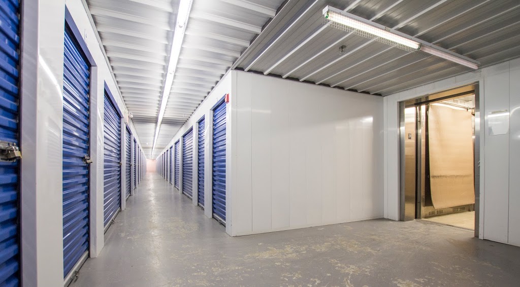 StorageMart | 3 Morrow Rd, Barrie, ON L4N 3V7, Canada | Phone: (705) 727-0678