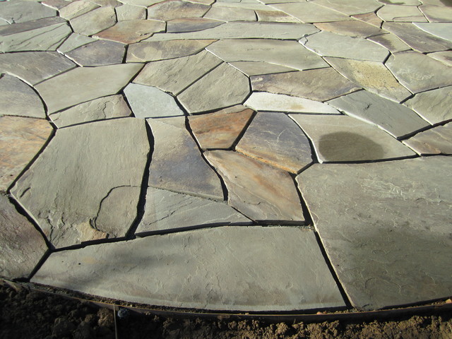 Green paradise landscaping | 1615 E 56th Ave, Vancouver, BC V5P 2A5, Canada | Phone: (604) 600-1213