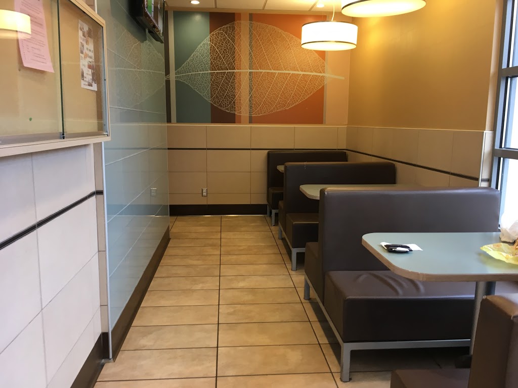 McDonalds | 1938 Kane Rd, Kelowna, BC V1V 2J9, Canada | Phone: (250) 860-6757