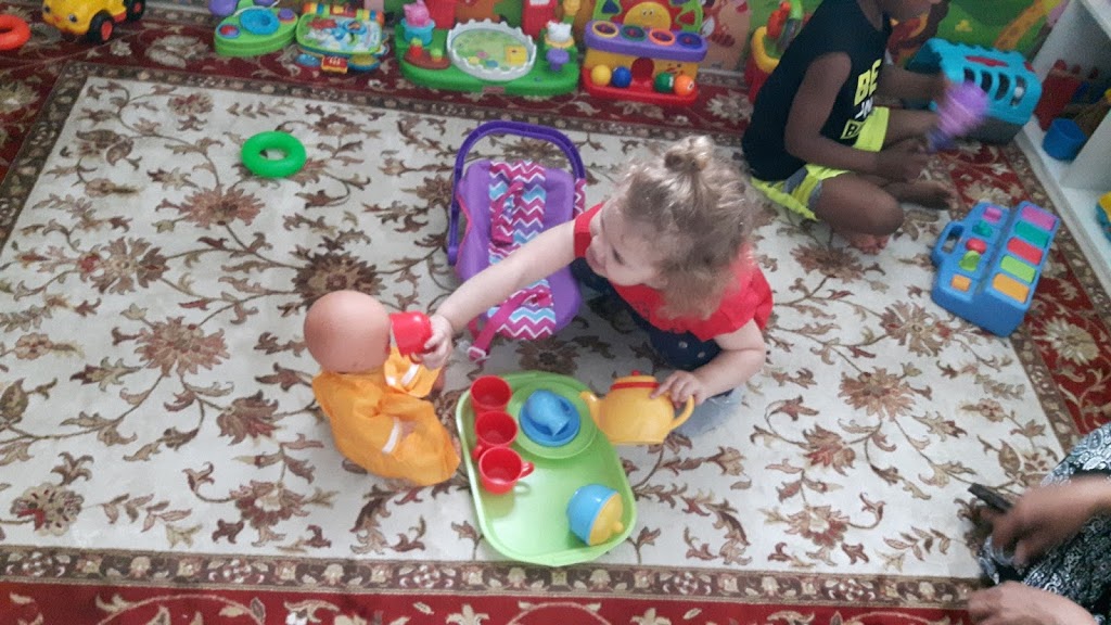 Yashvants Dayhome for Childcare In Laurel Crossing | 1833 16A Ave NW, Edmonton, AB T6T 2C1, Canada | Phone: (780) 243-4632