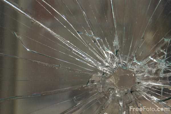 Payless Glass Ltd. | 5965 200 St, Langley City, BC V3A 1N2, Canada | Phone: (604) 533-4554