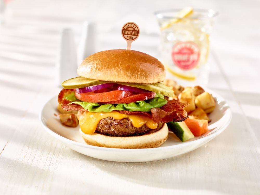 Sunset Grill | 509 Bayfield St, Barrie, ON L4M 4Z8, Canada | Phone: (705) 734-3553