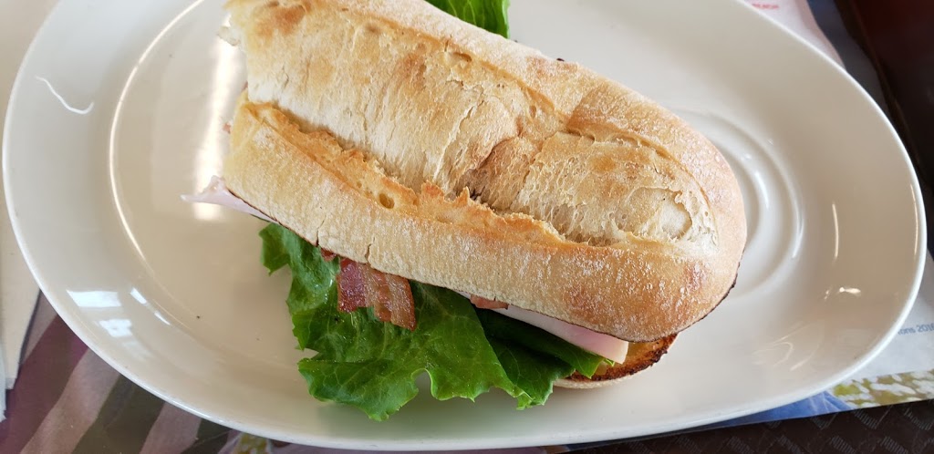 Tim Hortons | 1220 Boulevard des Promenades, Saint-Bruno-de-Montarville, QC J3Y 5K2, Canada | Phone: (450) 441-0001