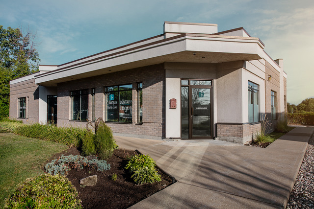 Clinique Dentaire Marie-Ève Laguë | 385 Rue Samuel de Champlain, Boucherville, QC J4B 1P7, Canada | Phone: (450) 641-4988
