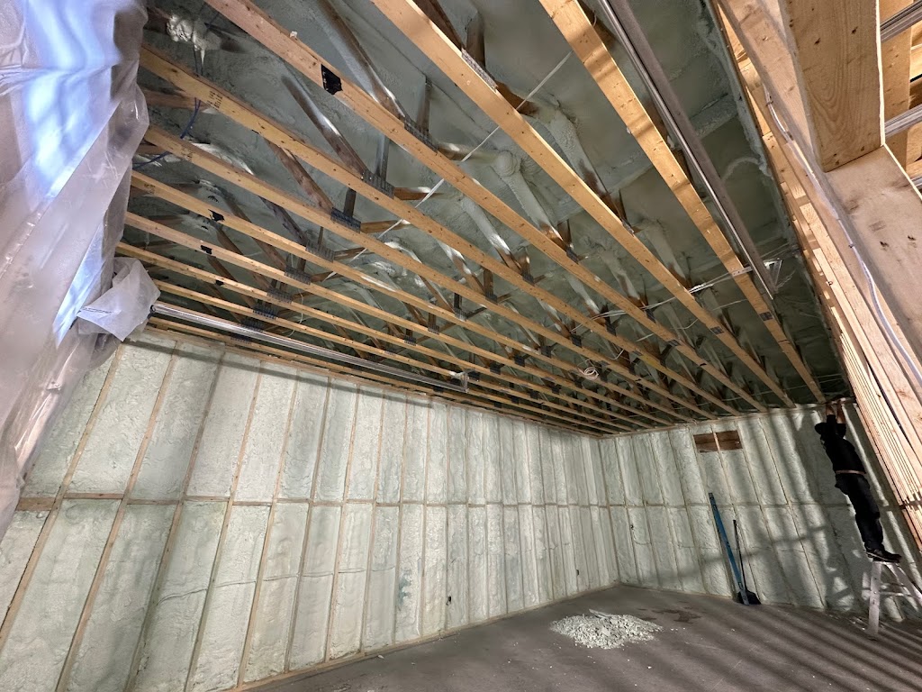 R-Value Spray Foam | 1760 Sturgeon Rd, Dunsford, ON K0M 1L0, Canada | Phone: (705) 934-5567