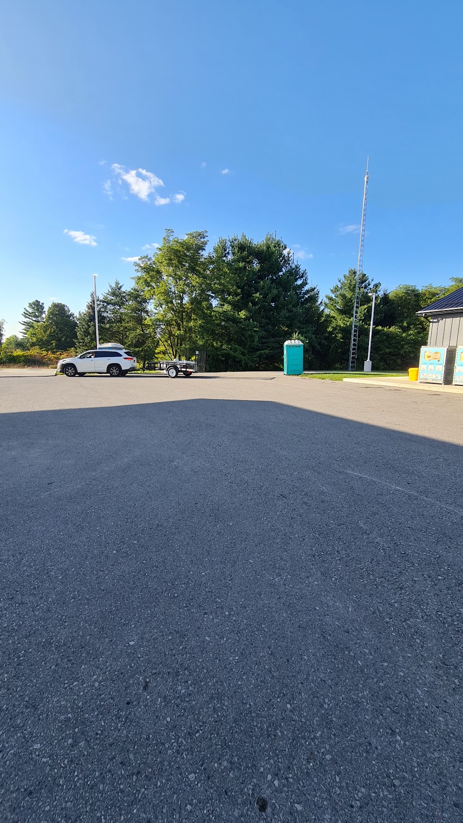 Bear Creek Express Gas | 583 Melbourne Rd, Melbourne, ON N0L 1T0, Canada | Phone: (519) 289-5900