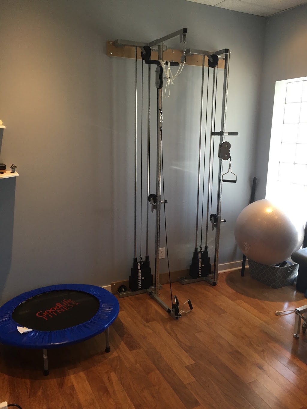 Parkway Back & Foot Clinic | 910 Queenston Rd, Stoney Creek, ON L8G 1B5, Canada | Phone: (905) 662-9835