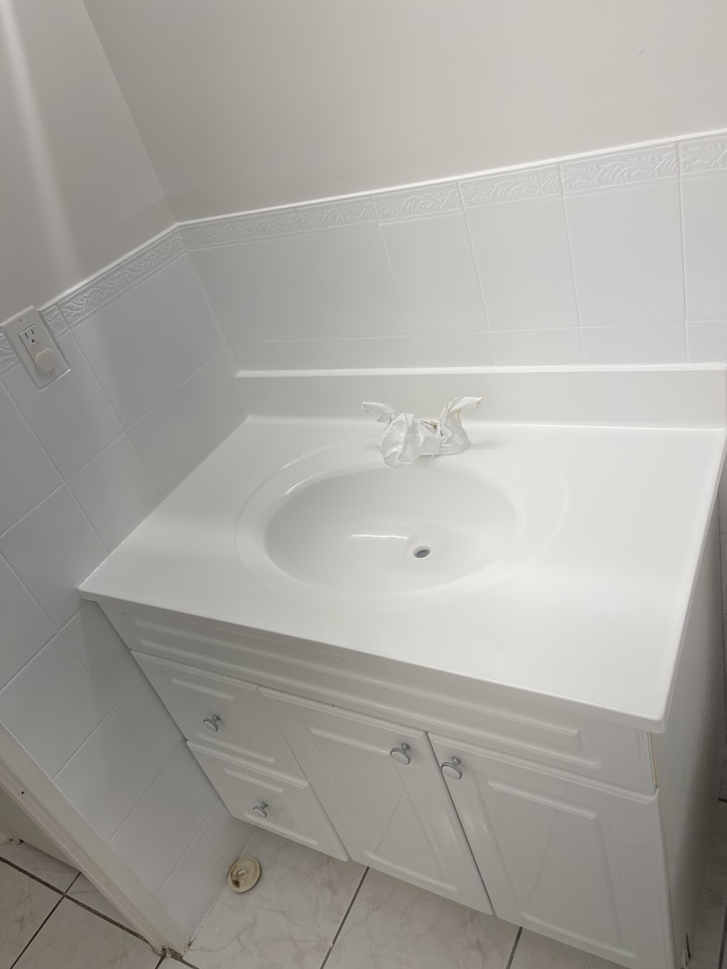 Shiny Tub Reglazers | 1924 Mississauga Rd, Mississauga, ON L5H 4C8, Canada | Phone: (416) 803-5024