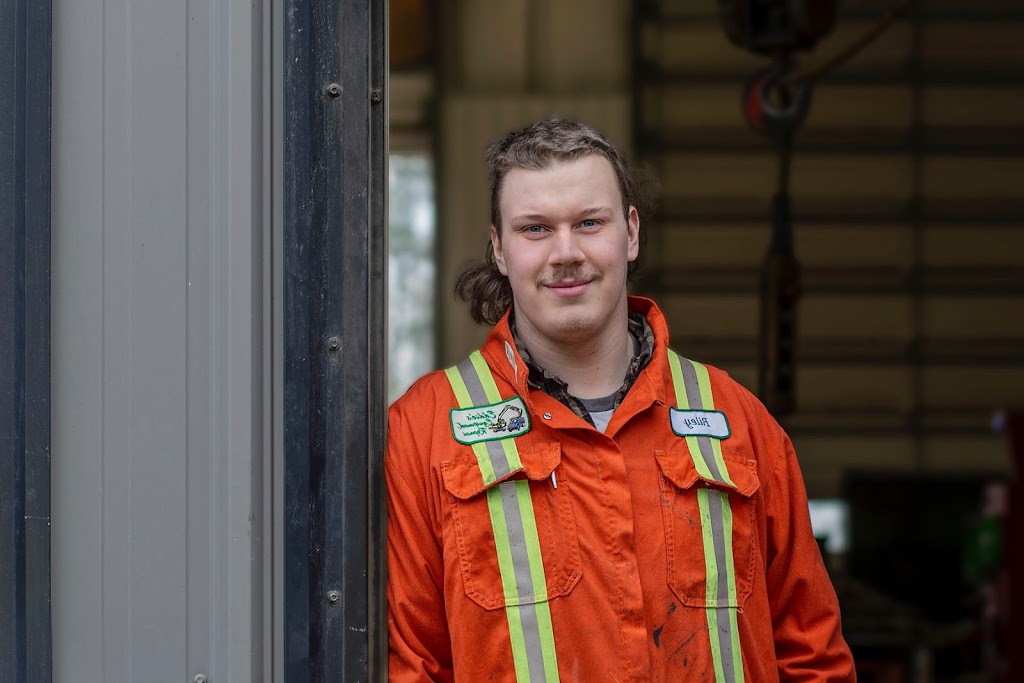 Eddies Equipment Repairs LTD | 2541 Coleman Rd, Courtenay, BC V9J 1T8, Canada | Phone: (250) 871-1423