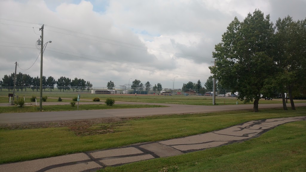 Three Hills Ball Diamonds | 1401-, 1631 Secondary 583 Rd, Three Hills, AB T0M 2A0, Canada | Phone: (403) 443-5822
