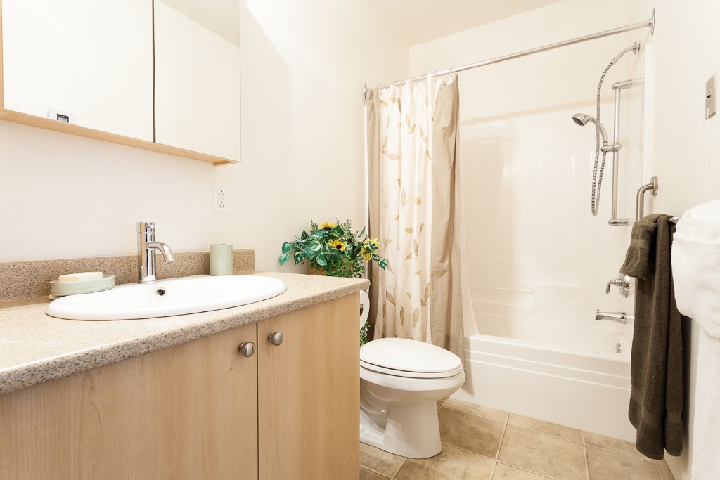 Résidence Les Jardins Du Couvent | 425 Rue Claude-De Ramezay, Marieville, QC J3M 1J6, Canada | Phone: (450) 460-3141