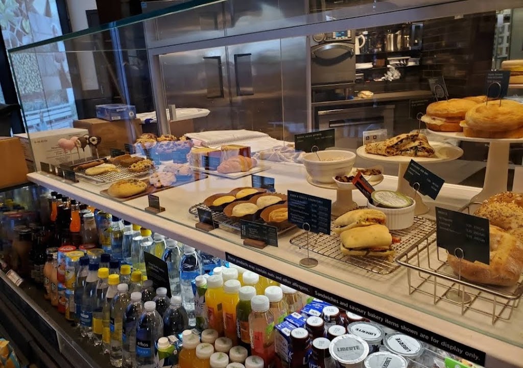 Starbucks | 3393 Portage Ave, Winnipeg, MB R3K 2G7, Canada | Phone: (204) 888-3200