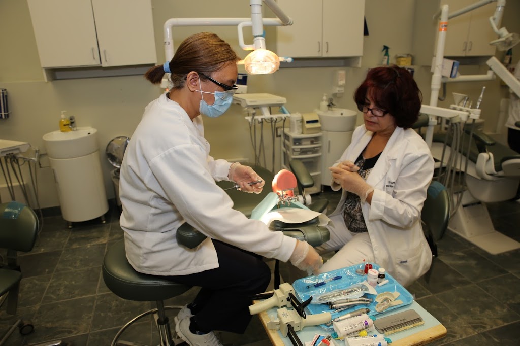 Medix College | 700 Lawrence Ave W Suite 300, North York, ON M6A 3B4, Canada | Phone: (416) 630-8021