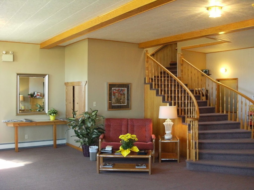 Lauries Motor Inn | 15456 Cabot Trail, Chéticamp, NS B0E 1H0, Canada | Phone: (902) 224-2400