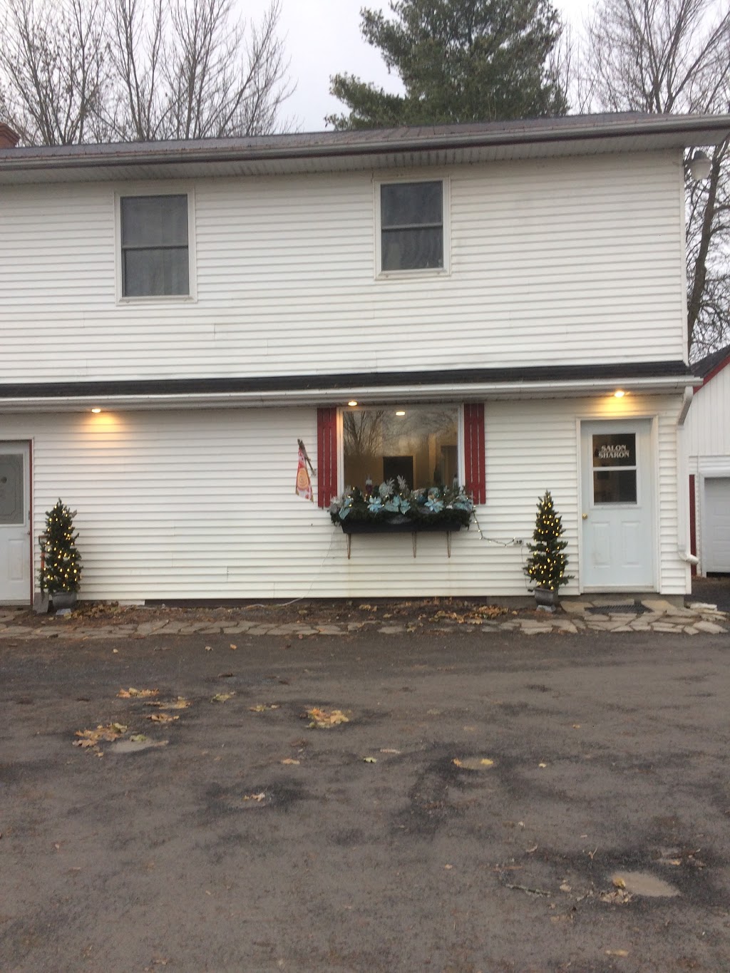 Salon Sharon | 1731 3e Rang, Ormstown, QC J0S 1K0, Canada | Phone: (450) 829-2721