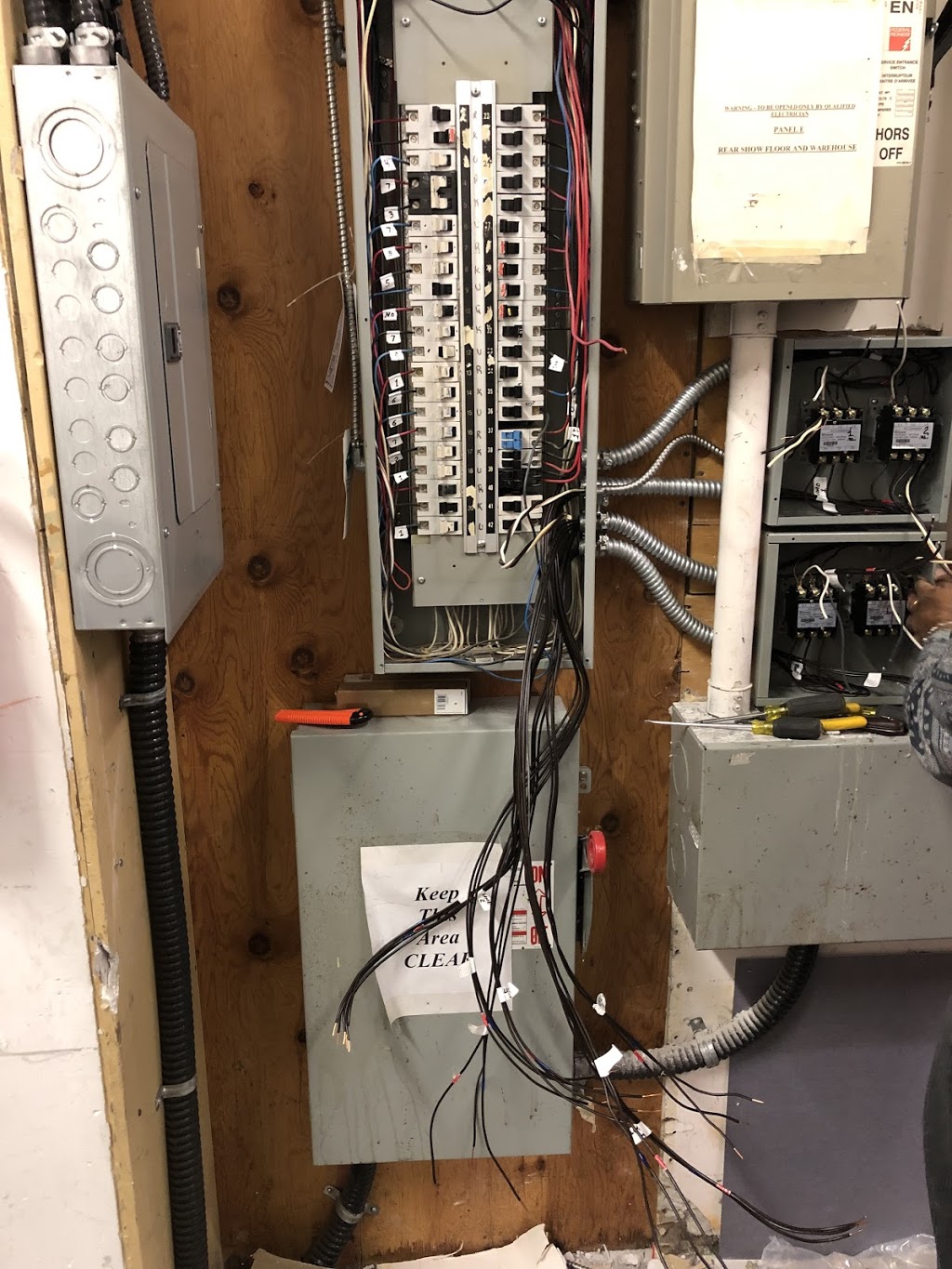 Power star Electrical ltd | 13338 82b Ave, Surrey, BC V3W 9E2, Canada | Phone: (604) 897-2349