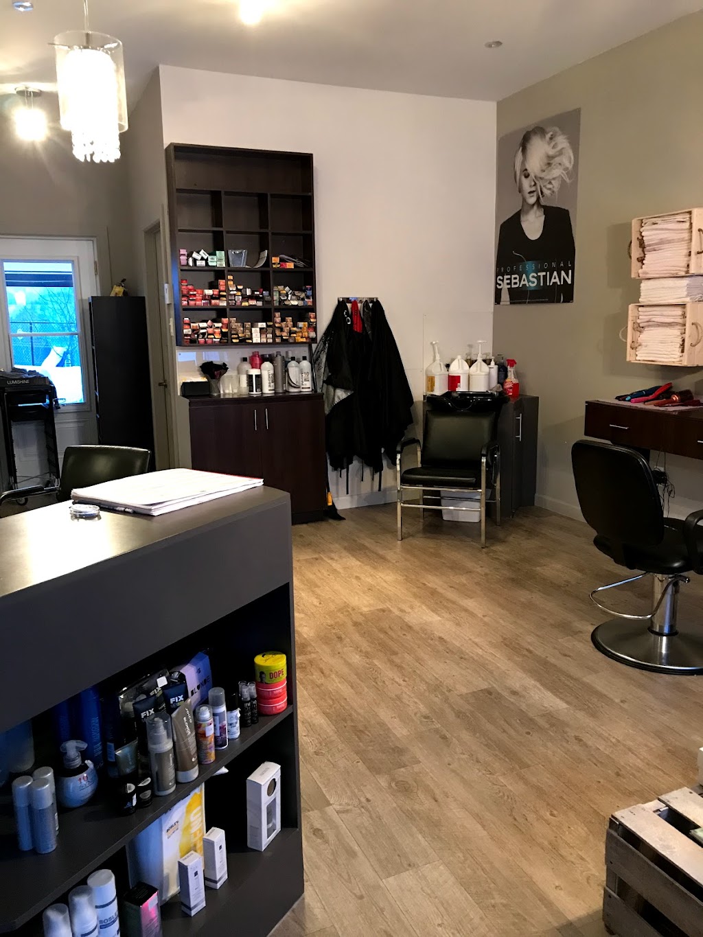 Coiffure Marie-Pier | 295 Rue Fortin, Desbiens, QC G0W 1N0, Canada | Phone: (418) 346-1624