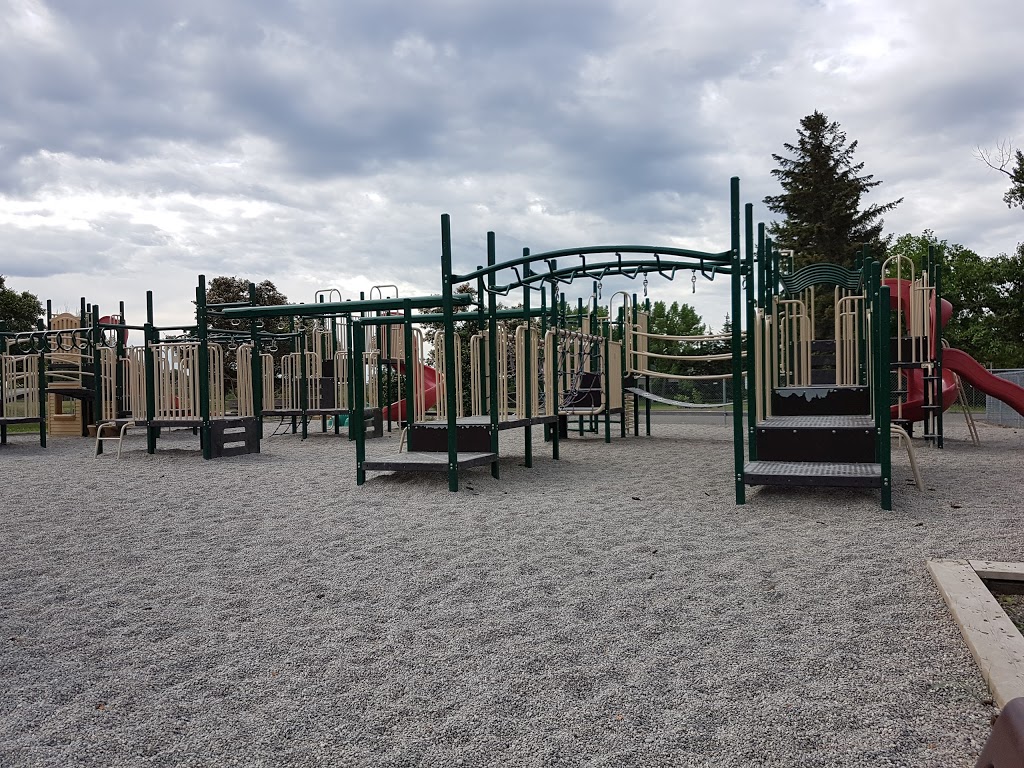 Earl Grey School | 845 Hillcrest Ave SW, Calgary, AB T2T 0Z1, Canada | Phone: (403) 777-8570