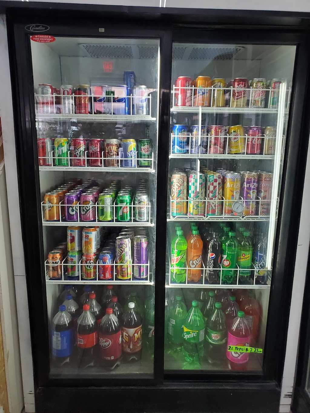 Star Convenience | 86 Simcoe St N, Oshawa, ON L1G 4S2, Canada | Phone: (905) 240-2111