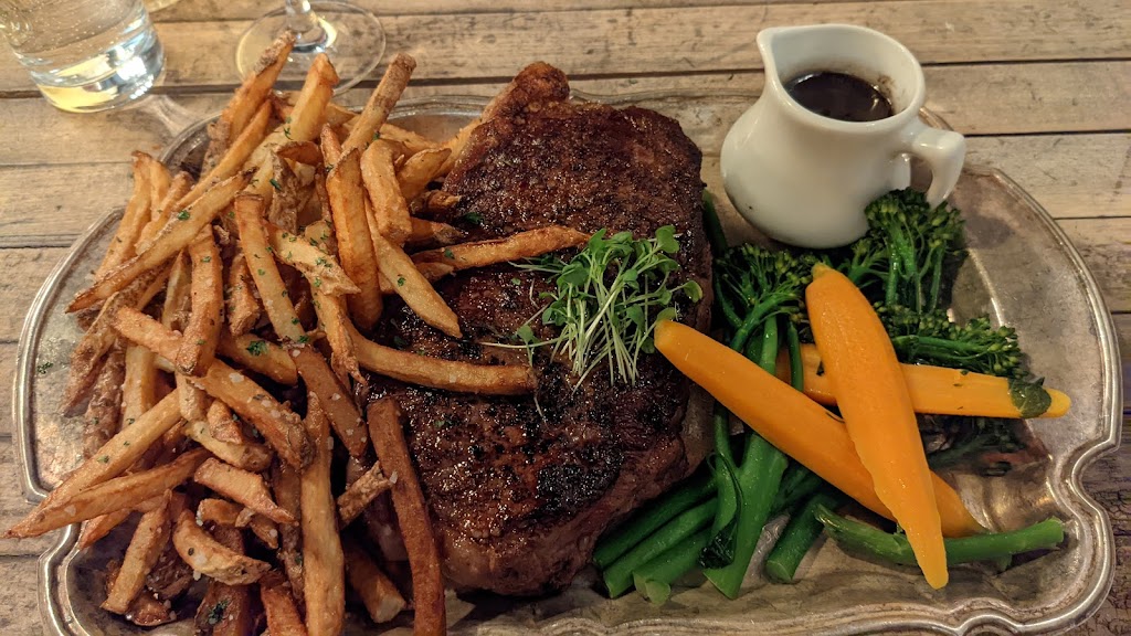Maker Feed Co. | 2607 Ch. Old Montréal Rd, Cumberland, ON K4C 1A2, Canada | Phone: (613) 833-8380