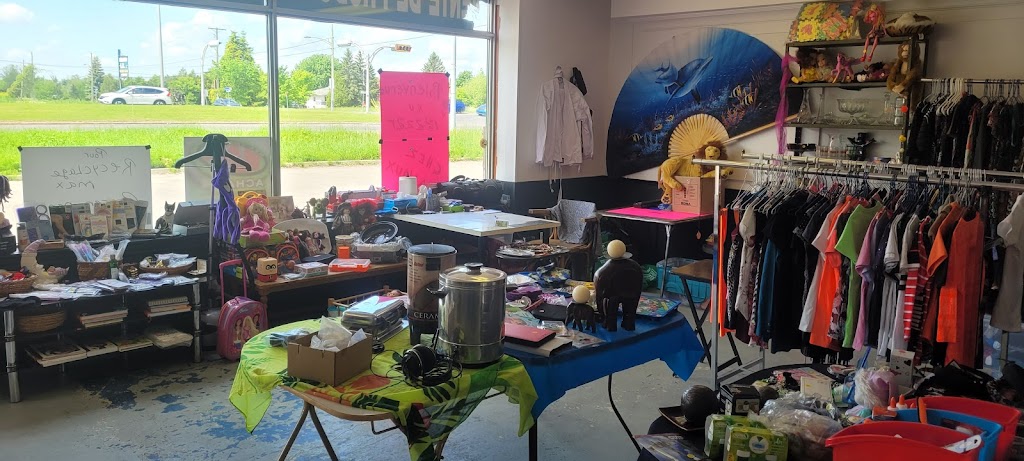 Recyclage max | 14501 Bd du Curé-Labelle local 103, Mirabel, QC J7J 1M2, Canada | Phone: (514) 237-0907