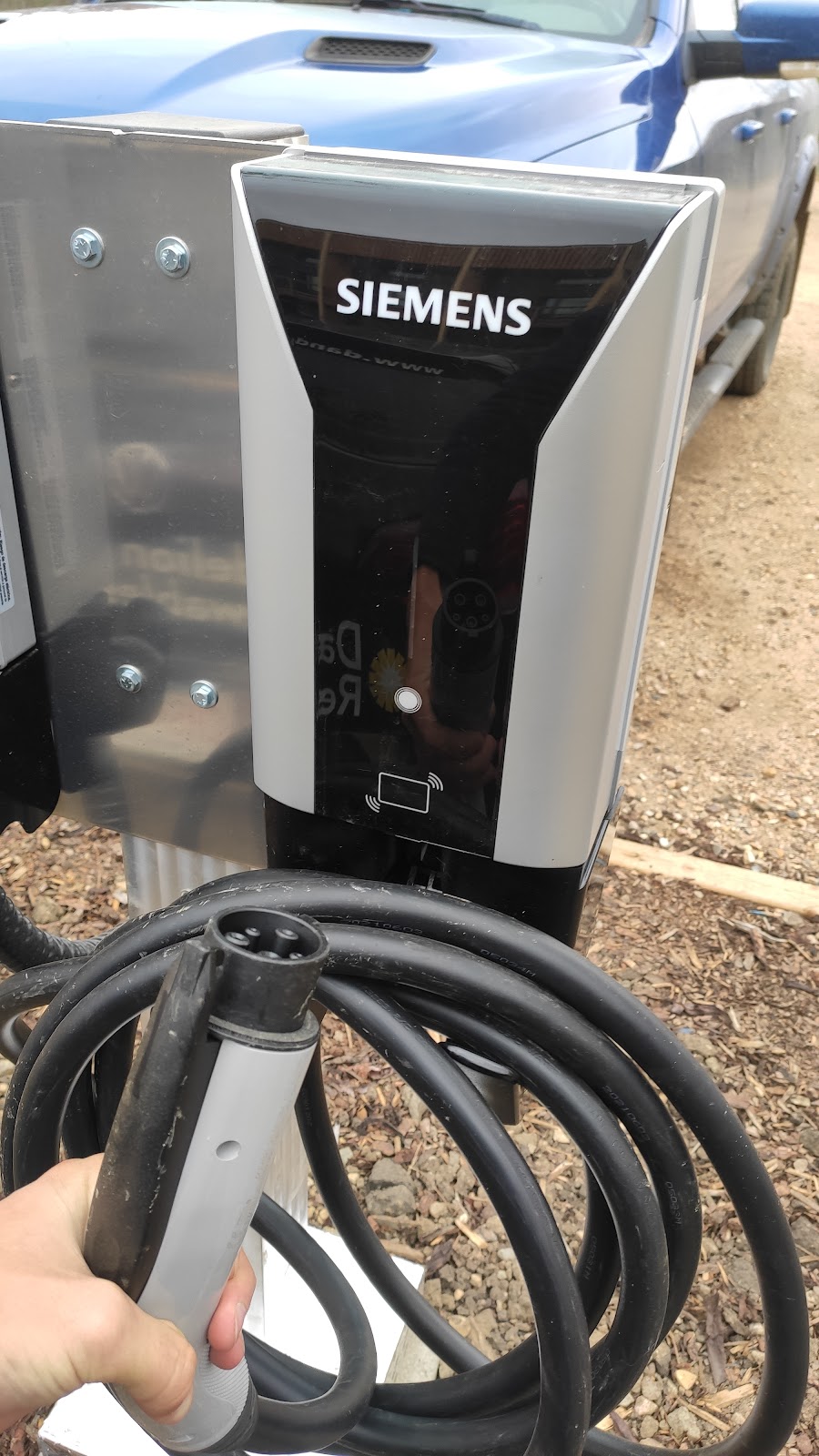 Electric Vehicle Charging Station | 17339 Victoria Trail, Smoky Lake, AB T0A 3C0, Canada | Phone: (780) 656-2224