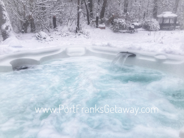 Port Franks Getaway - Pinery Bijou Suite | 7702 Clayton St, Port Franks, ON N0M 2L0, Canada | Phone: (519) 312-8905