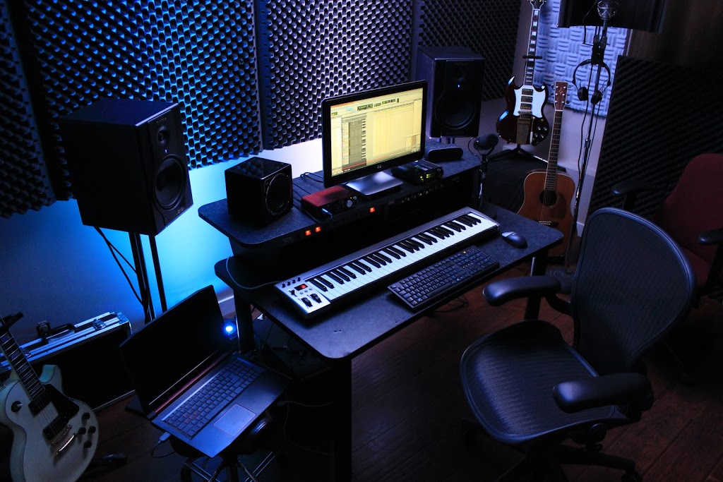 Cloverdale Studios | 5873 172a St, Surrey, BC V3S 3Z9, Canada | Phone: (604) 790-8659