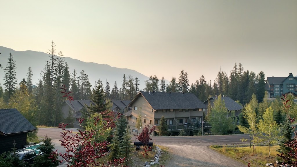 Alpine Lodge | 5291 Highline Dr, Fernie, BC V0B 1M6, Canada | Phone: (250) 423-4237