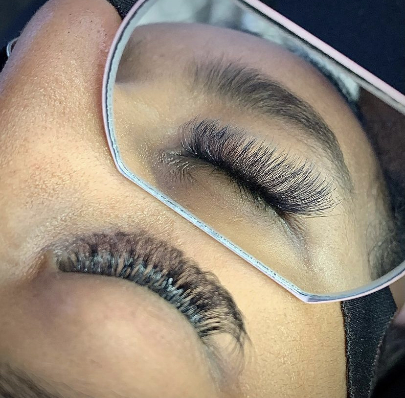 Lash Loft | 230 11th St E, North Vancouver, BC V7L 2G7, Canada | Phone: (778) 886-6616