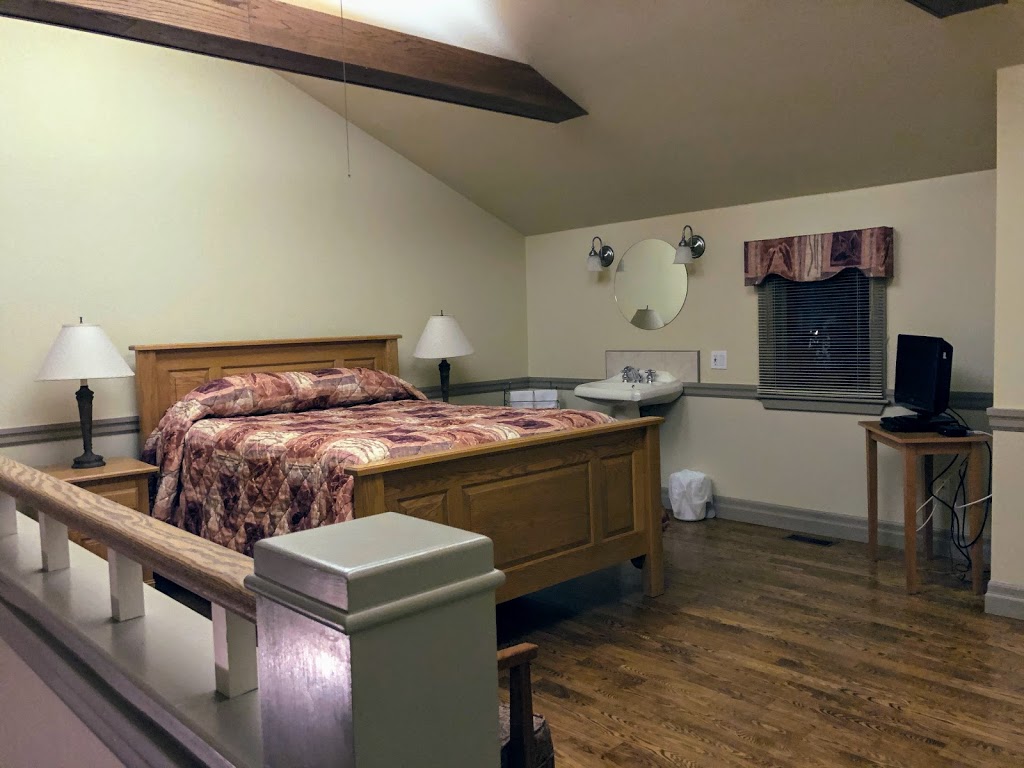 Breakers Motel on the Lake | 94 Green St, Cobourg, ON K9A 3W1, Canada | Phone: (905) 372-9231