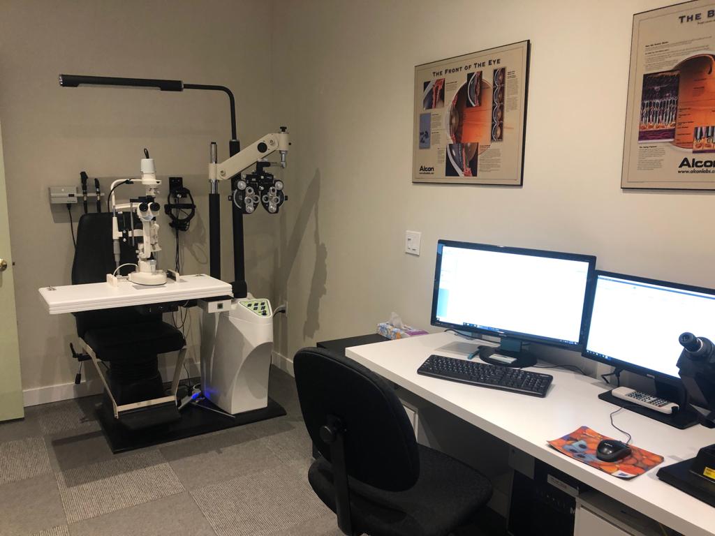 Bright View Optometry & Restorative Dry Eye Clinic | inside Hakim Optical, 3625 Shaganappi Trail NW, Calgary, AB T3A 0E2, Canada | Phone: (587) 231-0393