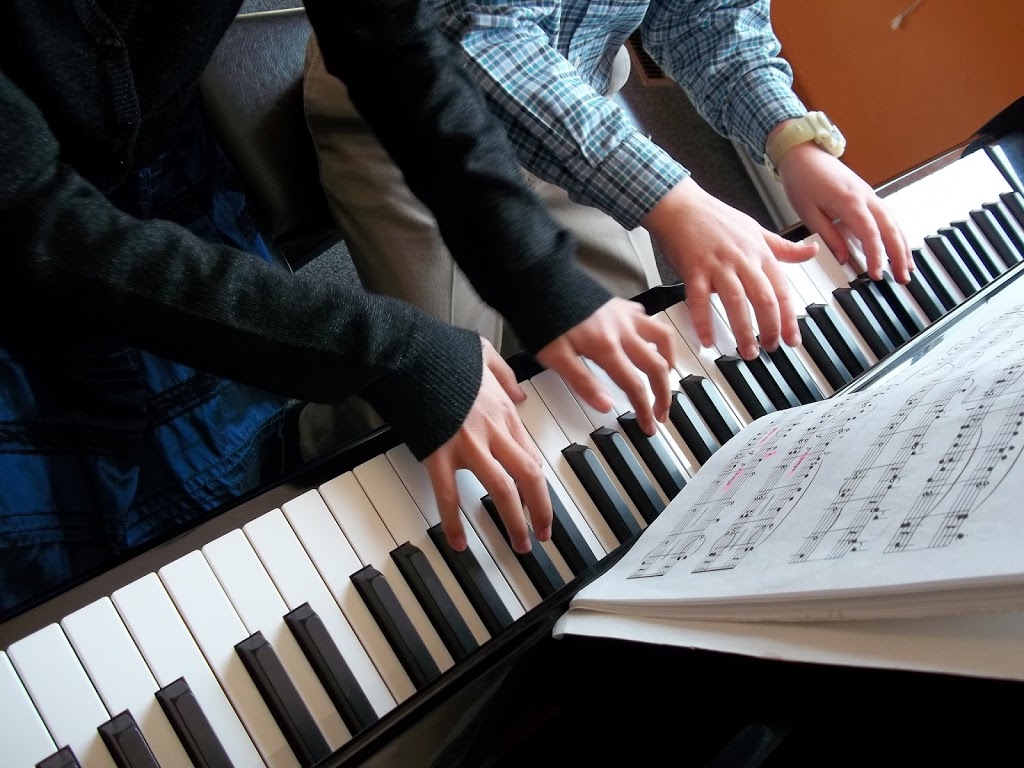 Elizabeths Music for Young Children and Piano Studio | 12 Mill Park Pl, Kitchener, ON N2P 1X4, Canada | Phone: (226) 606-3855
