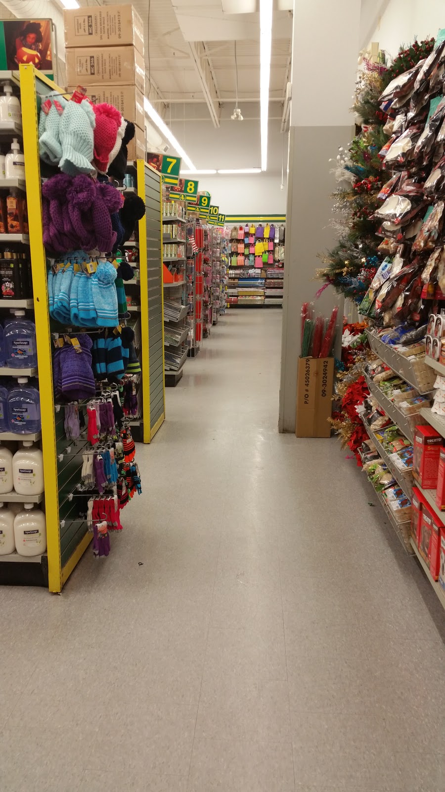 Dollarama | 330 Farmers Market Rd, Waterloo, ON N2V 0A5, Canada | Phone: (519) 746-3474