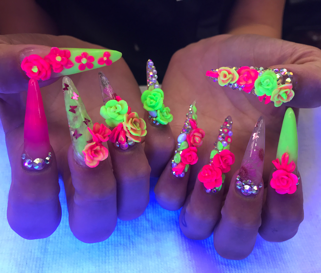 Akrilix Nails & Spa | 1355 Kingston Rd, Pickering, ON L1V 1B8, Canada | Phone: (905) 839-2100