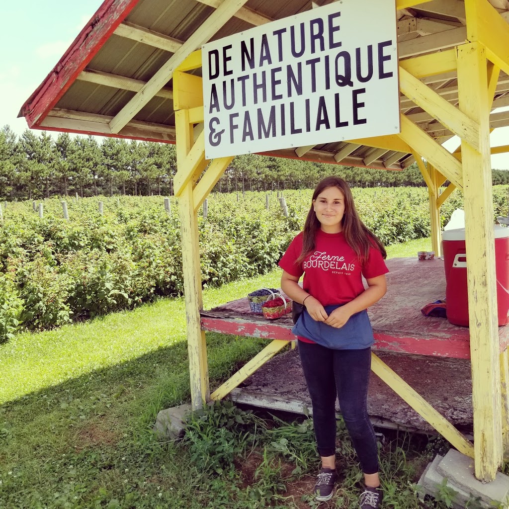 Ferme Bourdelais | 250 Rang Point-du-Jour S, Lavaltrie, QC J5T 3P4, Canada | Phone: (450) 586-2036