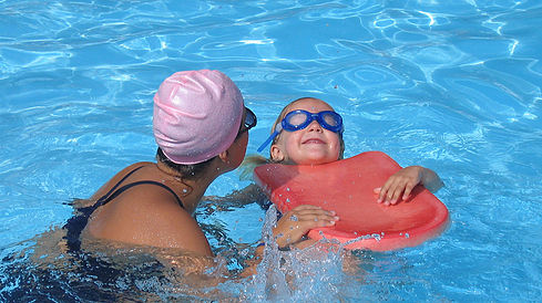 Anchor Aquatics-First Aid & CPR | 1068 Exeter St, Oshawa, ON L1G 7E9, Canada | Phone: (905) 626-5272
