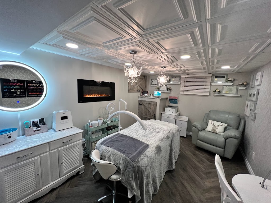 Purebeauty by Melissa McNevin | 136 Pearl St, Deseronto, ON K0K 1X0, Canada | Phone: (613) 970-0207